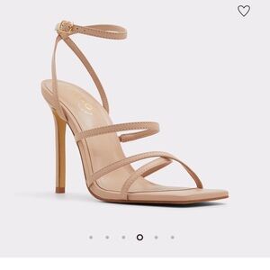 Galoi
Strappy stiletto sandal